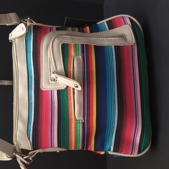 Cowgirl Trendy Women's Western Ivory Concealed Carry Crossbody Bag. - Picture 2 of 16